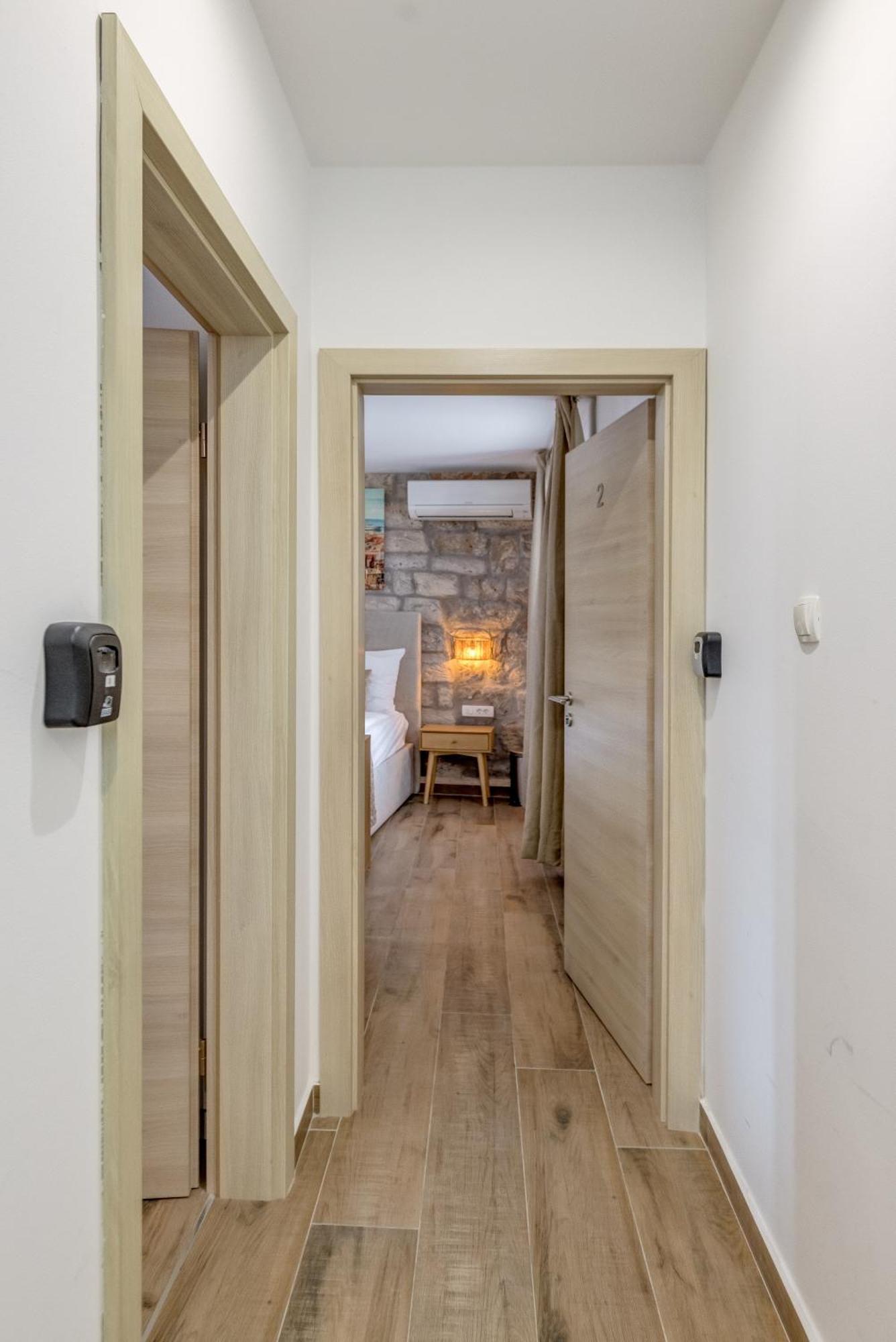 Inmotion Luxury Rooms Сплит Экстерьер фото