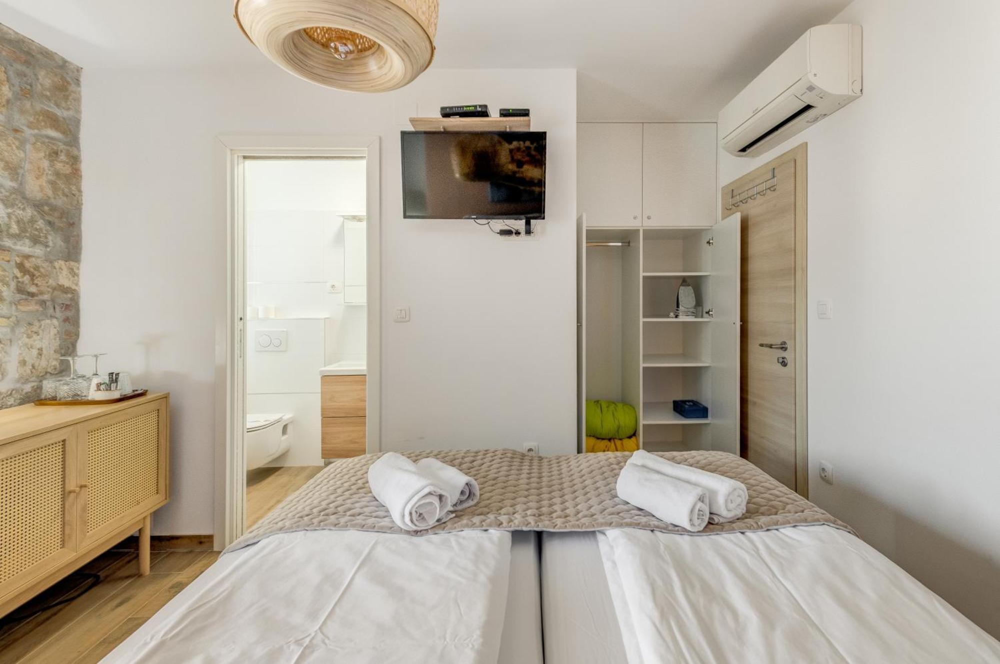 Inmotion Luxury Rooms Сплит Экстерьер фото